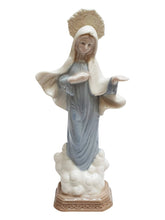 Nossa Senhora de Medjugorje em Porcelana 20 cm